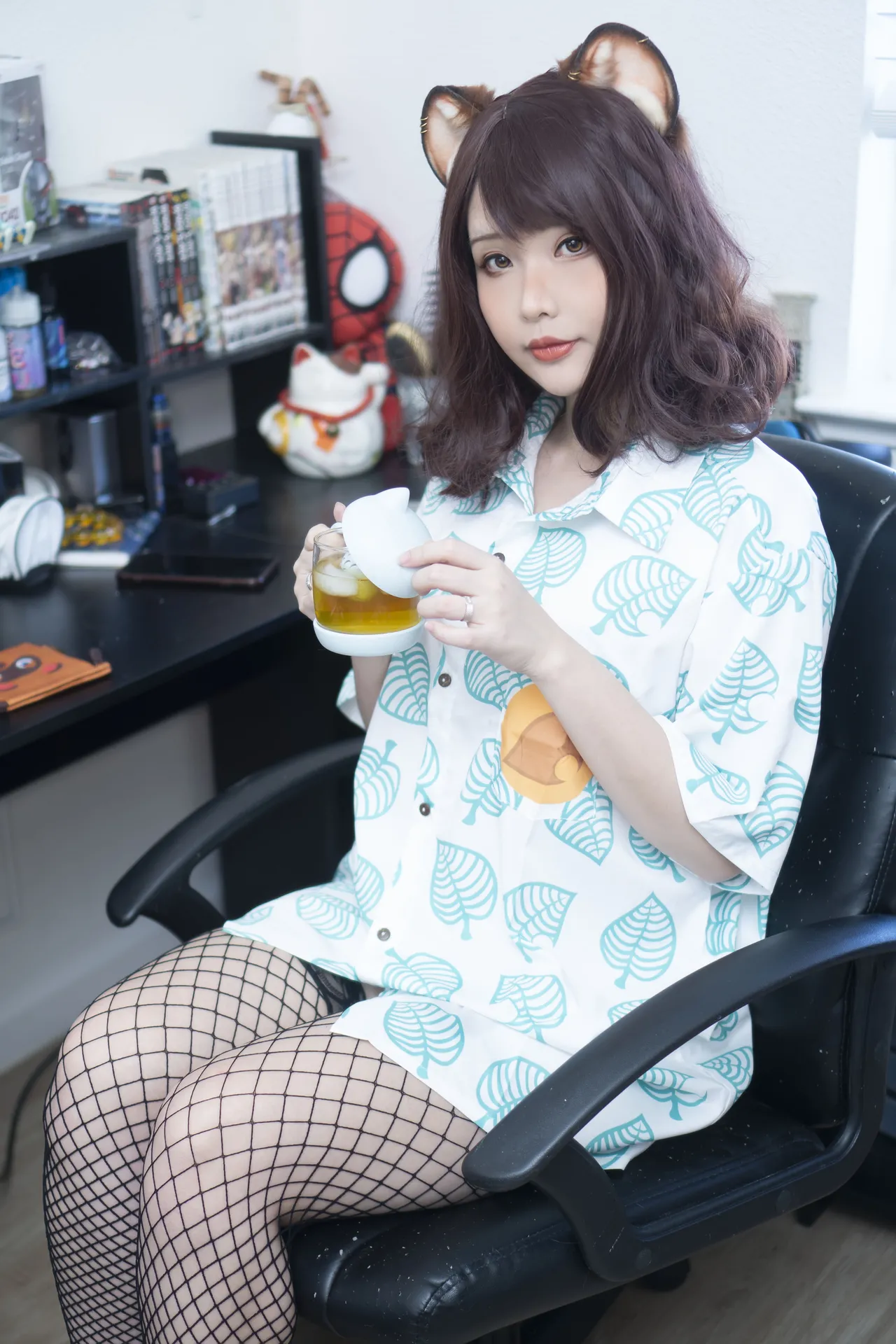 Hana Bunny Tom Nook-erohere0.webp